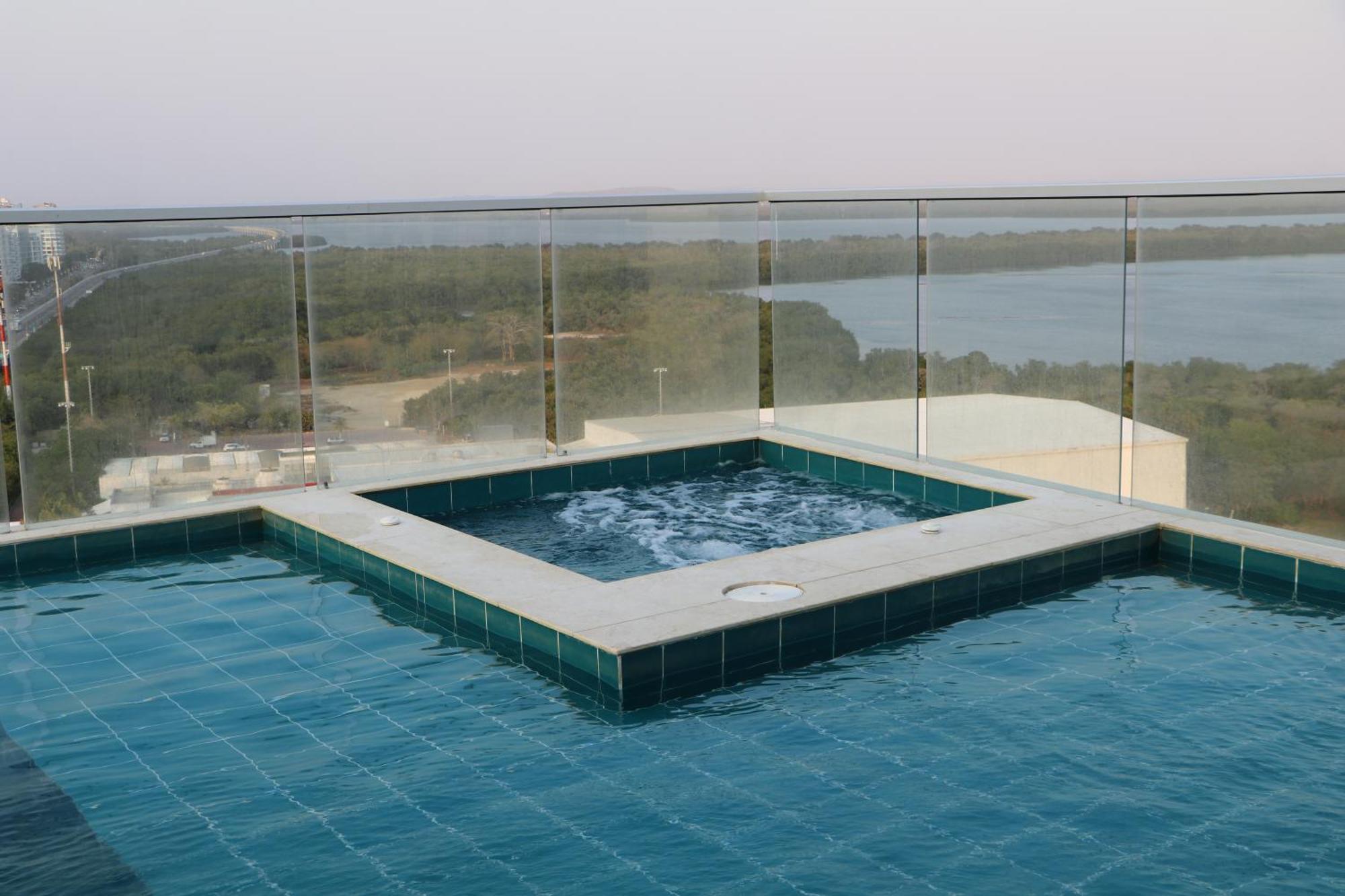 Apartamento De Lujo Frente Al Mar Con Piscina Cartagena エクステリア 写真