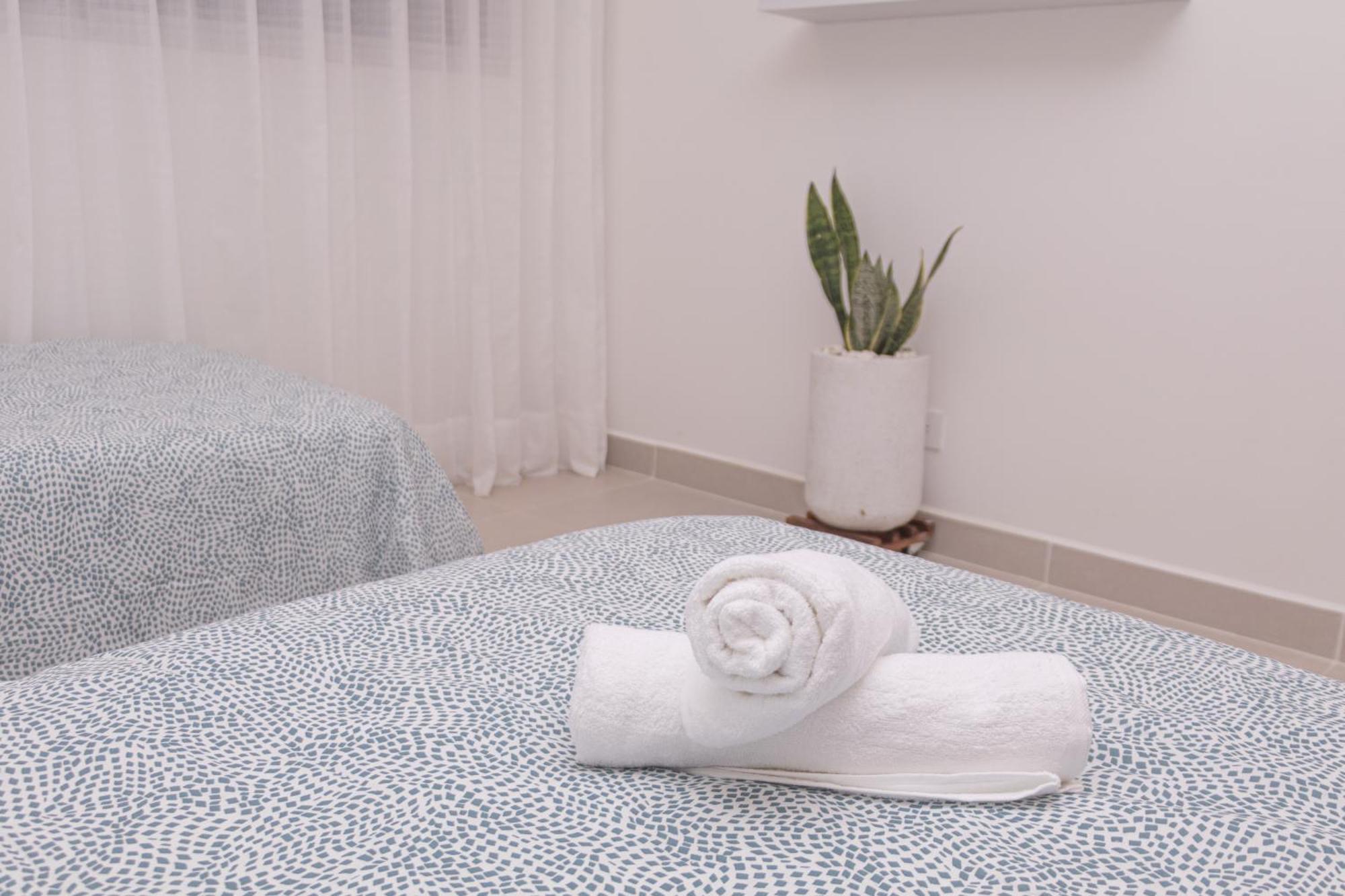 Apartamento De Lujo Frente Al Mar Con Piscina Cartagena エクステリア 写真
